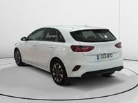 Usado Kia Ceed 102 CV (75 kW) 2024 Blanco Utilitario