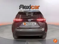 Usado Toyota Yaris Cross Active 116 CV (85 kW) 2024 Gris SUV