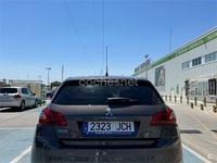 Usado Peugeot 308 Allure 115 CV (84 kW) 2015 Gris / plata Berlina