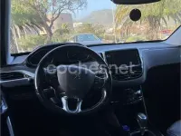Usado Peugeot 2008 Allure 110 CV (80 kW) 2017 Blanco SUV