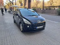Usado Peugeot 3008 Premium 110 CV (80 kW) 2010 Negro Familiar