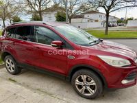 Usado Ford Kuga Trend 120 CV (88 kW) 2016 Granate SUV