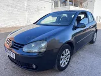 Usado VW Golf IV 110 CV (80 kW) 2004 Gris / plata Berlina