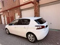 Usado Peugeot 308 Active 130 CV (95 kW) 2017 Blanco Berlina