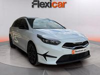 Usado Kia Ceed Style 101 CV (74 kW) 2025 Blanco Utilitario