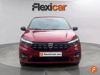 Usado Dacia Sandero Comfort 91 CV (66 kW) 2022 Rojo Utilitario