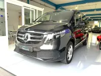 Usado Mercedes V220 Avantgarde 163 CV (119 kW) 2024 Plateado Monovolumen