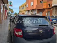 Usado Dacia Sandero Base 73 CV (53 kW) 2016 Azul Berlina