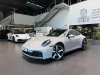 Nuevo Porsche 911 Carrera 394 CV (289 kW) 2026 Gris / plata Coupe