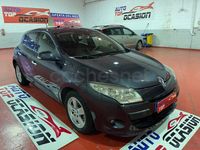 Usado Renault Mégane Dynamique 105 CV (77 kW) 2010 Gris / plata Berlina