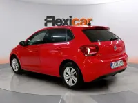 Usado VW Polo Advance 95 CV (69 kW) 2018 Rojo Utilitario