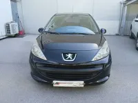Usado Peugeot 207 69 CV (50 kW) 2009 Negro Utilitario