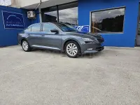 Usado Skoda Superb Ambition 150 CV (110 kW) 2019 Gris / plata Berlina