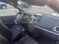 Usado Renault Clio II 85 CV (62 kW) 2009 Negro Berlina