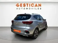 Usado MG ZS Comfort 111 CV (81 kW) 2023 Rojo SUV
