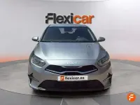 Usado Kia Ceed 136 CV (100 kW) 2023 Gris Utilitario