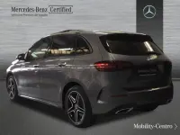 Usado Mercedes E250 AMG line 163 CV (119 kW) 2023 Mountaingrau  met.