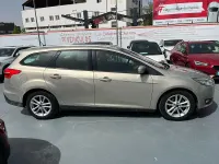 Usado Ford Focus Trend 115 CV (84 kW) 2014 Marrón Familiar