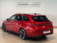 Usado Cupra Leon 150 CV (110 kW) 2023 Rojo Familiar