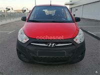 Usado Hyundai i10 Comfort 69 CV (50 kW) 2014 Rojo Utilitario