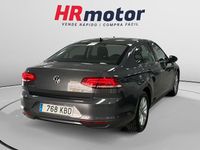 Usado VW Passat Edition 121 CV (88 kW) 2017 Gris Berlina