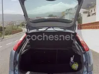Usado Ford Focus Ambiente 90 CV (66 kW) 2007 Azul Berlina