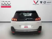Usado Peugeot 5008 GT 131 CV (96 kW) 2023 Blanco SUV