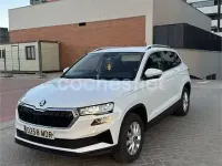 Usado Skoda Karoq SportLine 150 CV (110 kW) 2023 Blanco SUV