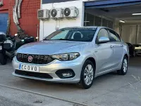 Usado Fiat Tipo Lounge 95 CV (69 kW) 2016 Gris / plata Berlina
