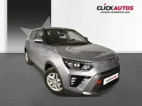 Usado SsangYong Tivoli 135 CV (99 kW) 2024 Gris / plata SUV