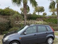 Usado Ford Fiesta Trend 90 CV (66 kW) 2006 Negro Berlina