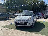 Usado Renault Clio IV Authentique 75 CV (55 kW) 2013 Blanco Berlina