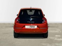 Begagnad Renault Twingo Vibes 60 kW (82 HK) 2021 Orange Halvkombi