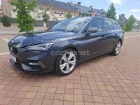 Usado Seat Leon FR 150 CV (110 kW) 2021 Gris / plata Familiar
