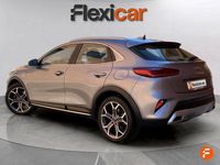 Usado Kia XCeed 136 CV (100 kW) 2021 Gris / plata SUV