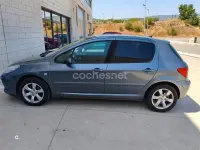 Usado Peugeot 307 110 CV (80 kW) 2006 Gris / plata Berlina