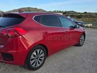 Usado Kia Ceed 100 CV (73 kW) 2017 Granate Utilitario