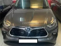 Usado Toyota Highlander Advance 246 CV (180 kW) 2022 Gris / plata SUV