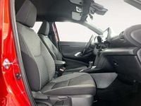 Usado Toyota Yaris Hybrid Active 116 CV (85 kW) 2021 Rojo Pickup/Camioneta