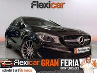Usado Mercedes CLA200 Shooting Brake 136 CV (100 kW) 2016 Negro Familiar