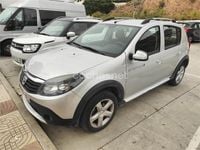 Usado Dacia Sandero Stepway 85 CV (62 kW) 2012 Gris / plata Berlina