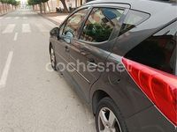 Usado Peugeot 207 Outdoor Outdoor 112 CV (82 kW) 2011 Gris / plata Familiar