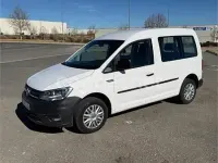 Usado VW Caddy Trendline 102 CV (75 kW) 2018 Blanco Monovolumen
