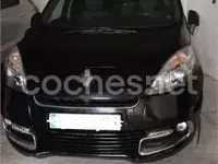 Usado Renault Scénic III Dynamique 110 CV (80 kW) 2013 Negro Monovolumen