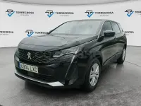Usado Peugeot 5008 Active 130 CV (95 kW) 2022 Negro SUV
