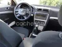 Usado Skoda Octavia 105 CV (77 kW) 2010 Gris / plata Berlina
