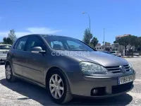 Usado VW Golf IV Sportline 105 CV (77 kW) 2005 Gris / plata Berlina