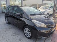 Usado Toyota Yaris Active 69 CV (50 kW) 2012 Gris / plata Utilitario