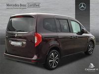 Käytetty Mercedes T180 Progressive 116 HP (85 kW) 2024 Punainen Tila-auto