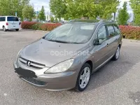 Usado Peugeot 307 110 CV (80 kW) 2005 Marrón Familiar